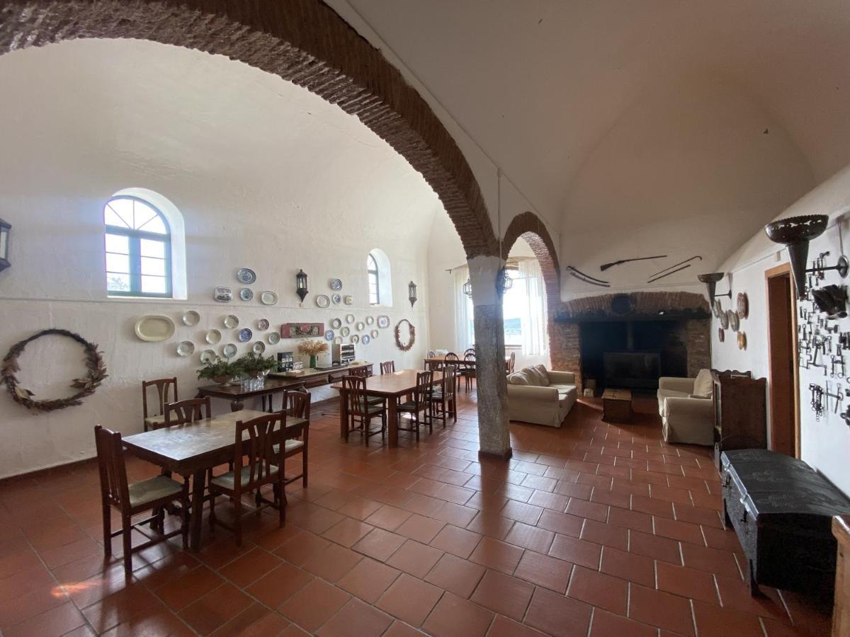 Quinta Do Castelo Hotel Beja Luaran gambar